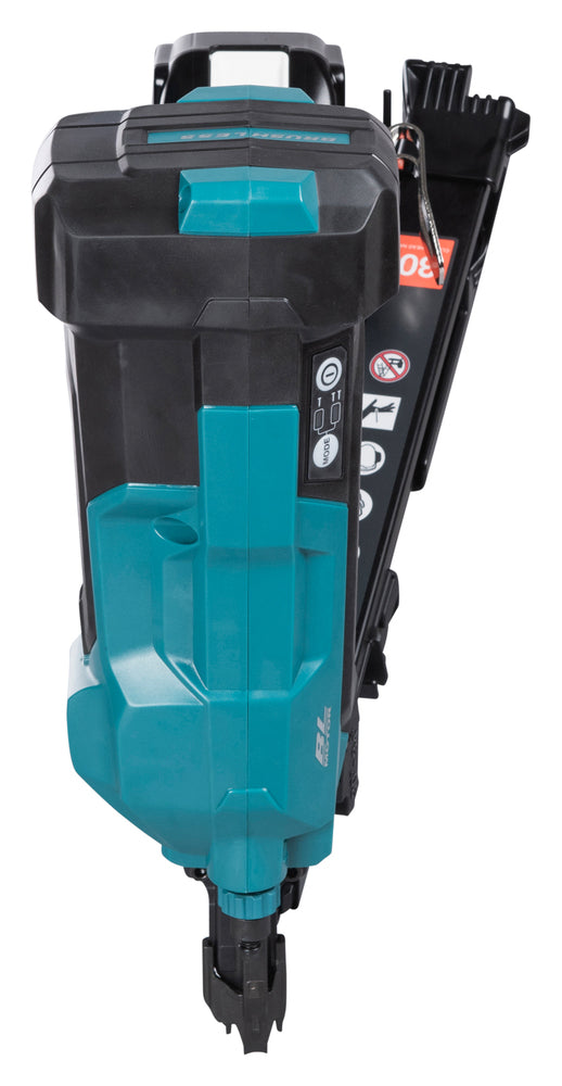 Cloueuse de charpente Makita DBN900ZK 18v CORPS SEUL Mallette de transport pistolet à clous